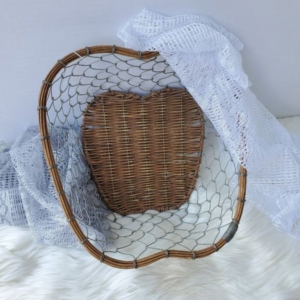Woven and wire apple shaped basket